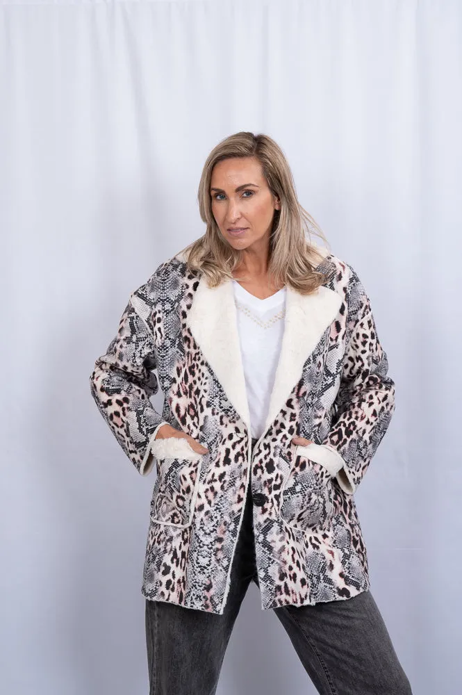 Animal print jacket with faux fur lining | MOLLY COAT