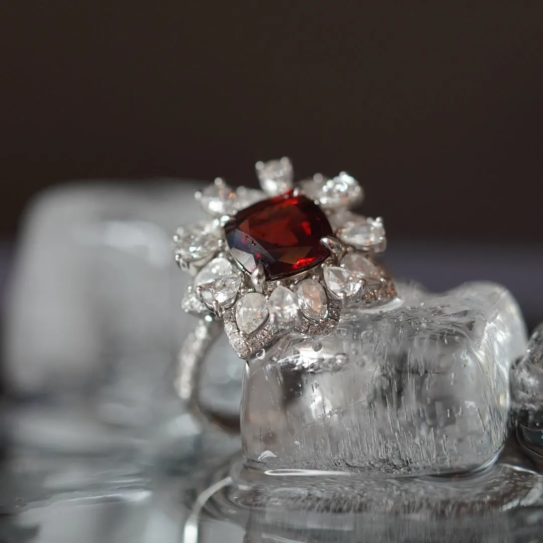 INFINITY - 18K White Gold Spinel and Diamond Ring