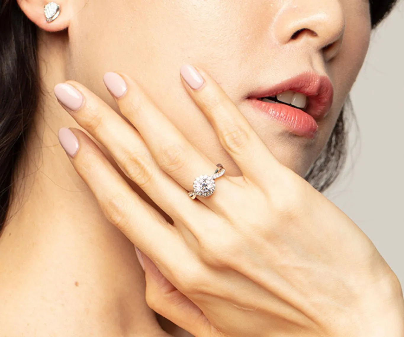 Twisted Pave Band